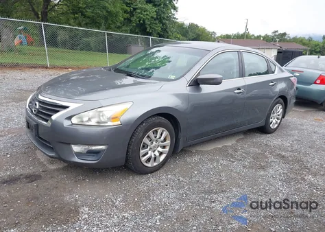 2015 Nissan Altima 2.5 S from USA, damaged, VIN 1N4AL3AP6FC268119